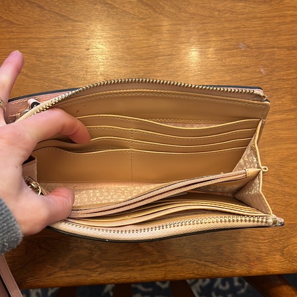 Kate Spade Wallet/Wristlet - Picture 3 of 3